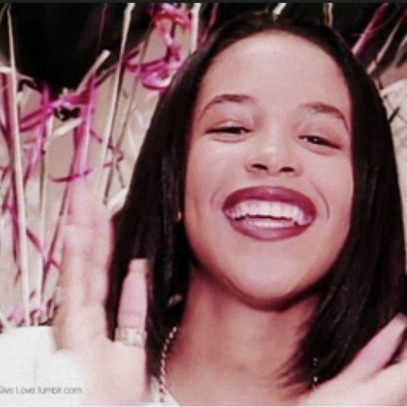 Aaliyah’s actual sweater for sale see all pictures